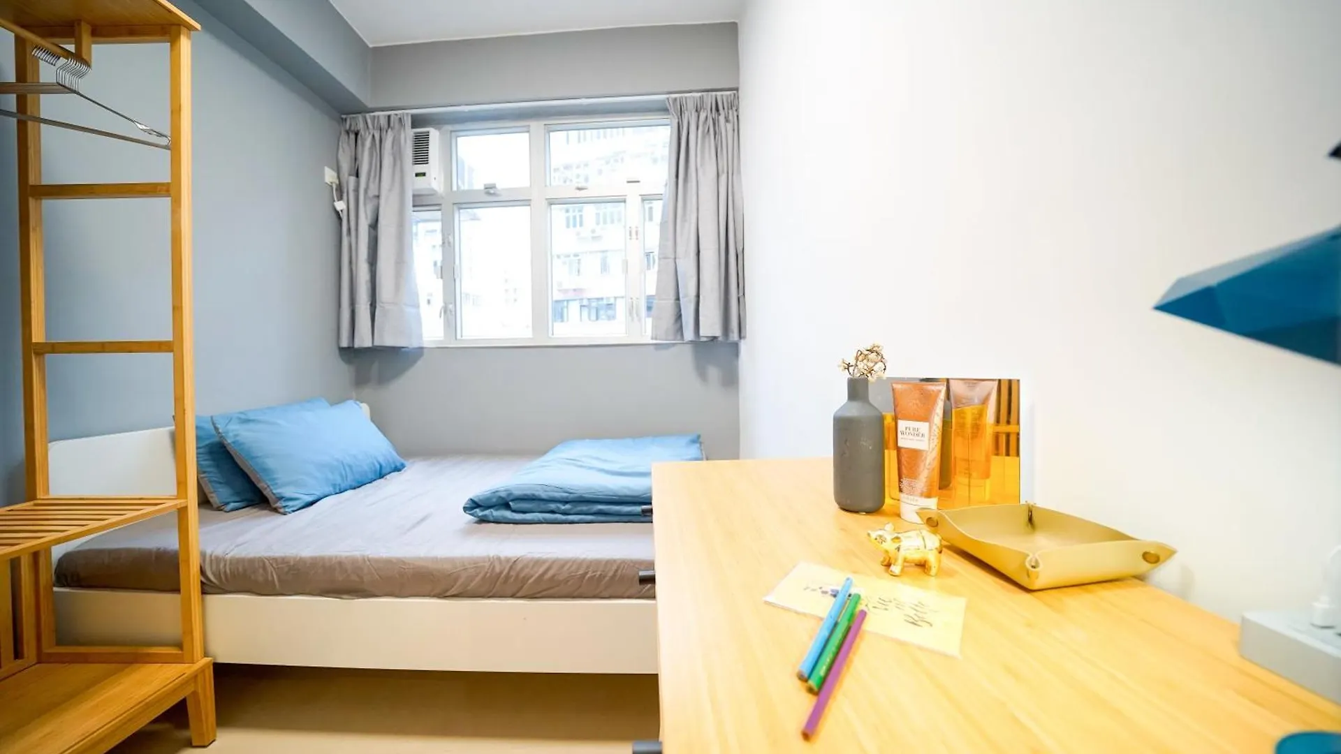 Student Accommodation - 292 Hennessy Road Hong Kong Hostel