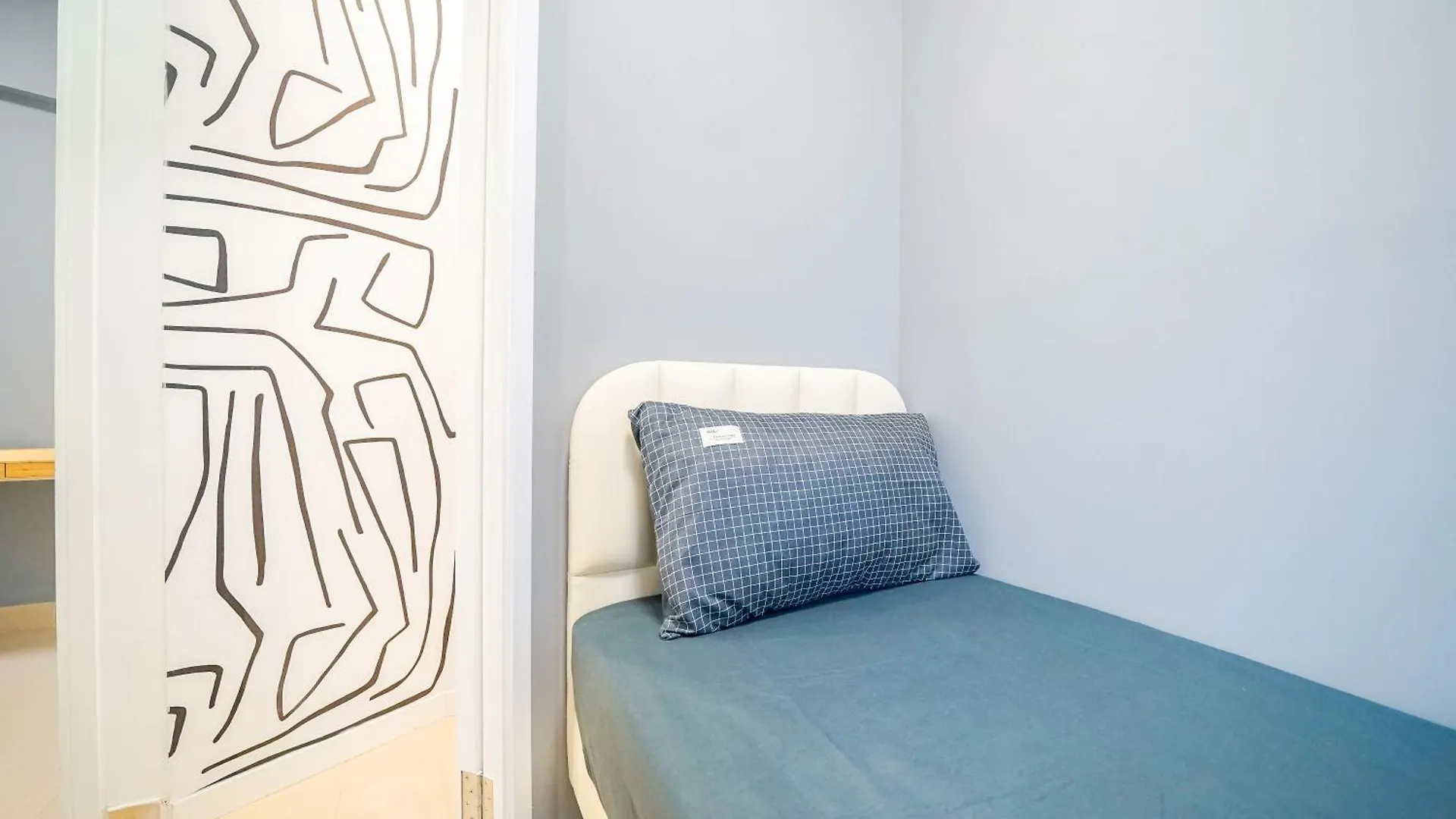 Hostel Student Accommodation - 292 Hennessy Road Hongkong